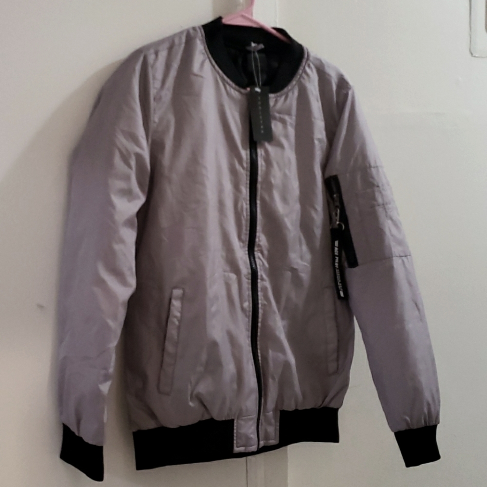 Mans windbreaker